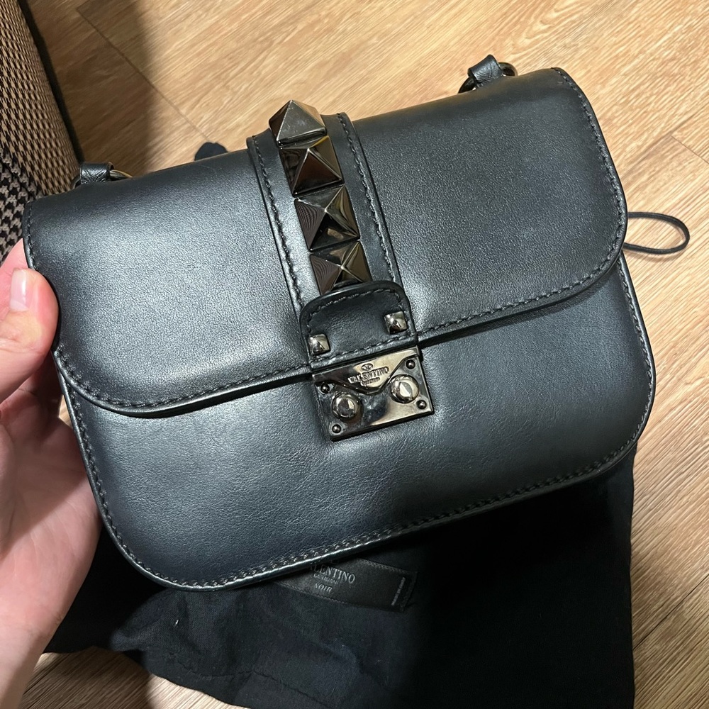 Valentino shoulder chain bag